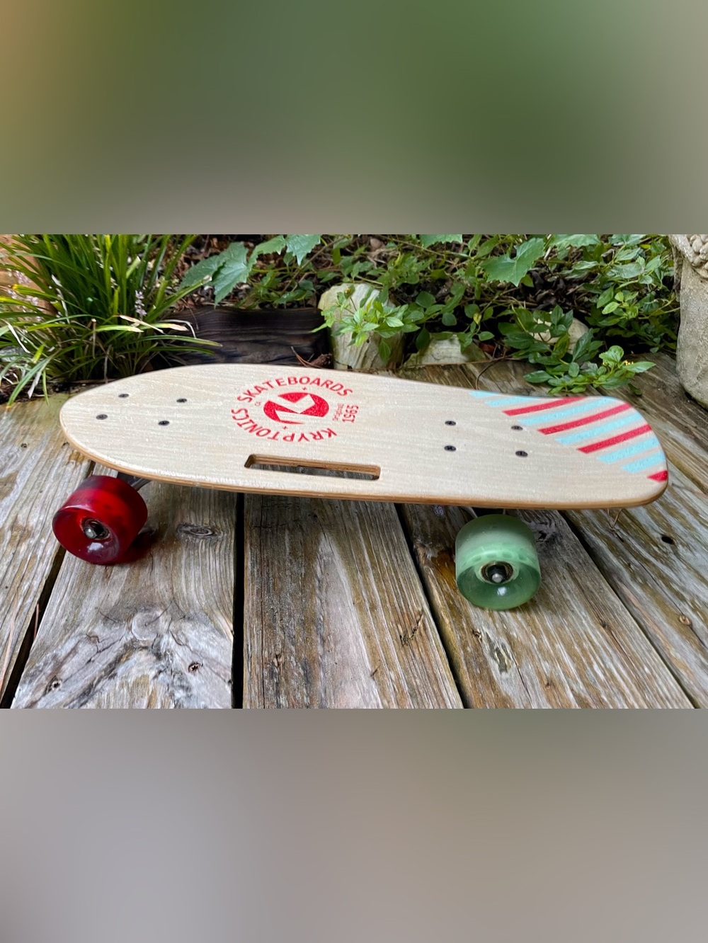 KRYPTONICS Wooden 19”  Stubby Cruiser Skateboard With Carry Handle Like New